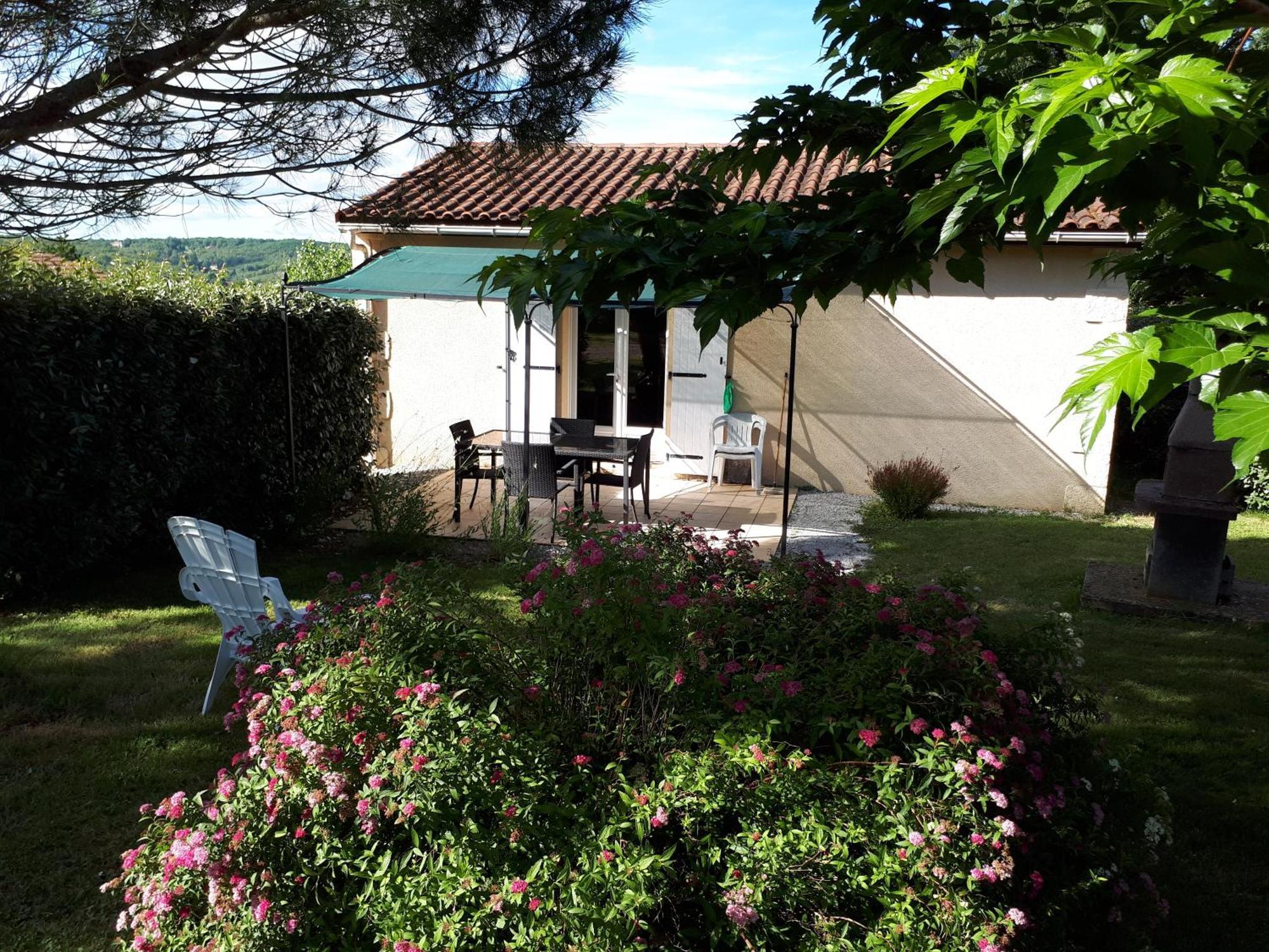 Le Hameau Des Cardenals Villa Salviac Exterior photo